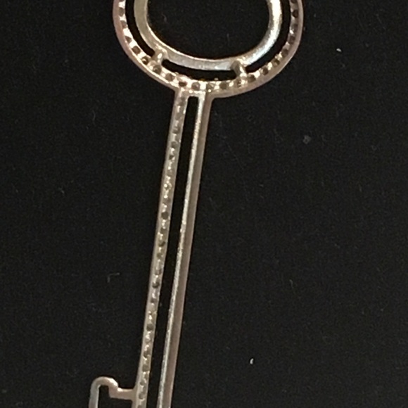 Silver and Diamonds 💎 Necklace - Picture 4 of 8